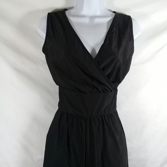 New black sleeveless jumpsuit size M - Picture 1 of 7